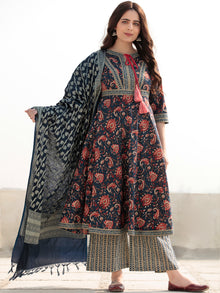 Zohra Gulzar - Set of Anarkali Kurta Palazzo & Banarsee Dupatta - KS13G2521D