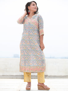 Jashn Shabana - Set of Kurta Pants & Dupatta - KS04B2496D