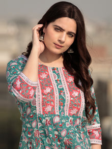 Zohra Sumaira - Set of Kurta Palazzo & Dupatta - KS60R2522D