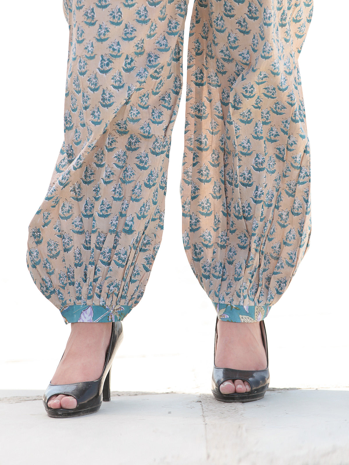 Nayab Feiyaz - Salwar Pants - KP51B2552