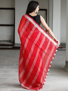Red Silver Handwoven Linen Saree With Zari Border - S031703741