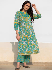 Zohra Nahiza - Set of Kurta Pants & Kota Dupatta - KS61C2524D