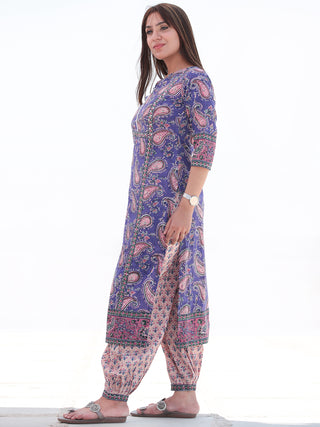 Nayab Inaya - Set of Kurta Salwar Pants & Dupatta - KS62A2525D