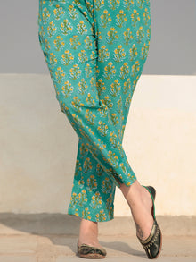 Zohra Nahiza - Set of Kurta Pants & Kota Dupatta - KS61C2524D