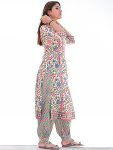Nayab Jasmine - Set of Kurta Pants & Kota Doria Dupatta - KS14D2555D