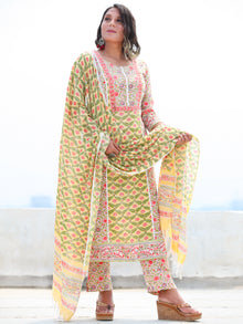 Jashn Bahija - Set of Kurta Pants & Dupatta - KS60Z2497D