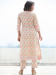 Jashn Bahija - Set of Kurta Pants & Dupatta - KS60Z2497D