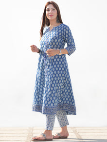 Nayab Sahat - Set of Kurta Pants & Kota Dupatta - KS29F2543D