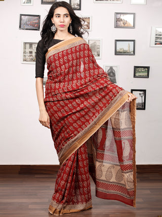 Maroon Beige Black Bagh Printed Maheshwari Cotton Saree - S031703318