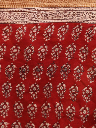 Maroon Beige Black Bagh Printed Maheshwari Cotton Saree - S031703318