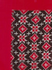 Black Red White Telia Rumal Double Ikat Handwoven Pochampally Mercerized Cotton Saree - S031703657