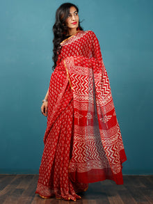 Red White Hand Block Printed Chiffon Saree with Zari Border - S031702789
