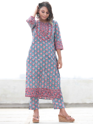 Jashn Gulrez - Set of Kurta Pants & Dupatta - KS06A2494D
