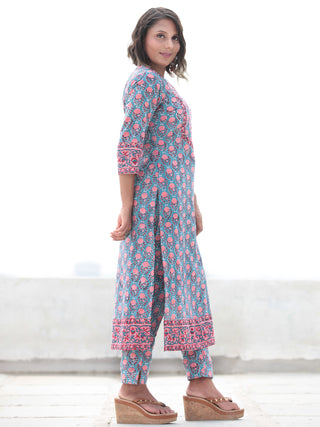 Jashn Gulrez - Set of Kurta Pants & Dupatta - KS06A2494D