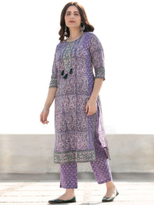 Zohra Samreena - Set of Straight Kurta Pants &  Kota Dupatta - KS47P2517D