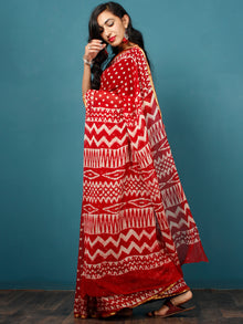 Red White Hand Block Printed Chiffon Saree with Zari Border - S031702795