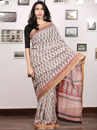 Beige Black Maroon Bagh Printed Maheshwari Cotton Saree - S031703301