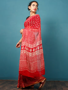Red White Hand Block Printed Chiffon Saree with Zari Border - S031702806