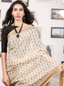 Beige Brown Bagh Printed Maheshwari Cotton Saree - S031703338