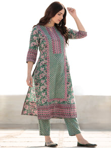 Zohra Samah Set of Kurta Pants & Dupatta