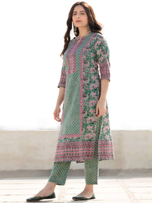 Zohra Samah Set of Kurta Pants & Dupatta