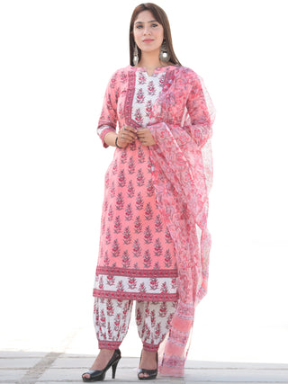 Nayab Bella - Set of Kurta Salwar Pants & Kota Dupatta - KS72B2546D