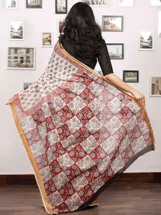 Beige Black Maroon Bagh Printed Maheshwari Cotton Saree - S031703302