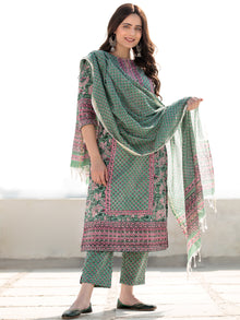 Zohra Samah Set of Kurta Pants & Dupatta