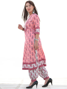 Nayab Bella - Set of Kurta Salwar Pants & Kota Dupatta - KS72B2546D