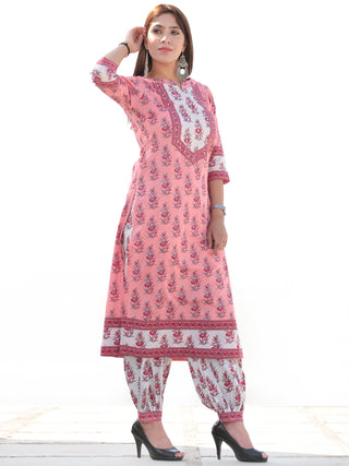 Nayab Bella - Set of Kurta Salwar Pants & Kota Dupatta - KS72B2546D