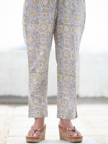 Jashn Ifat - Set of Anarkali Kurta Pant & Dupatta - KS09A2495D