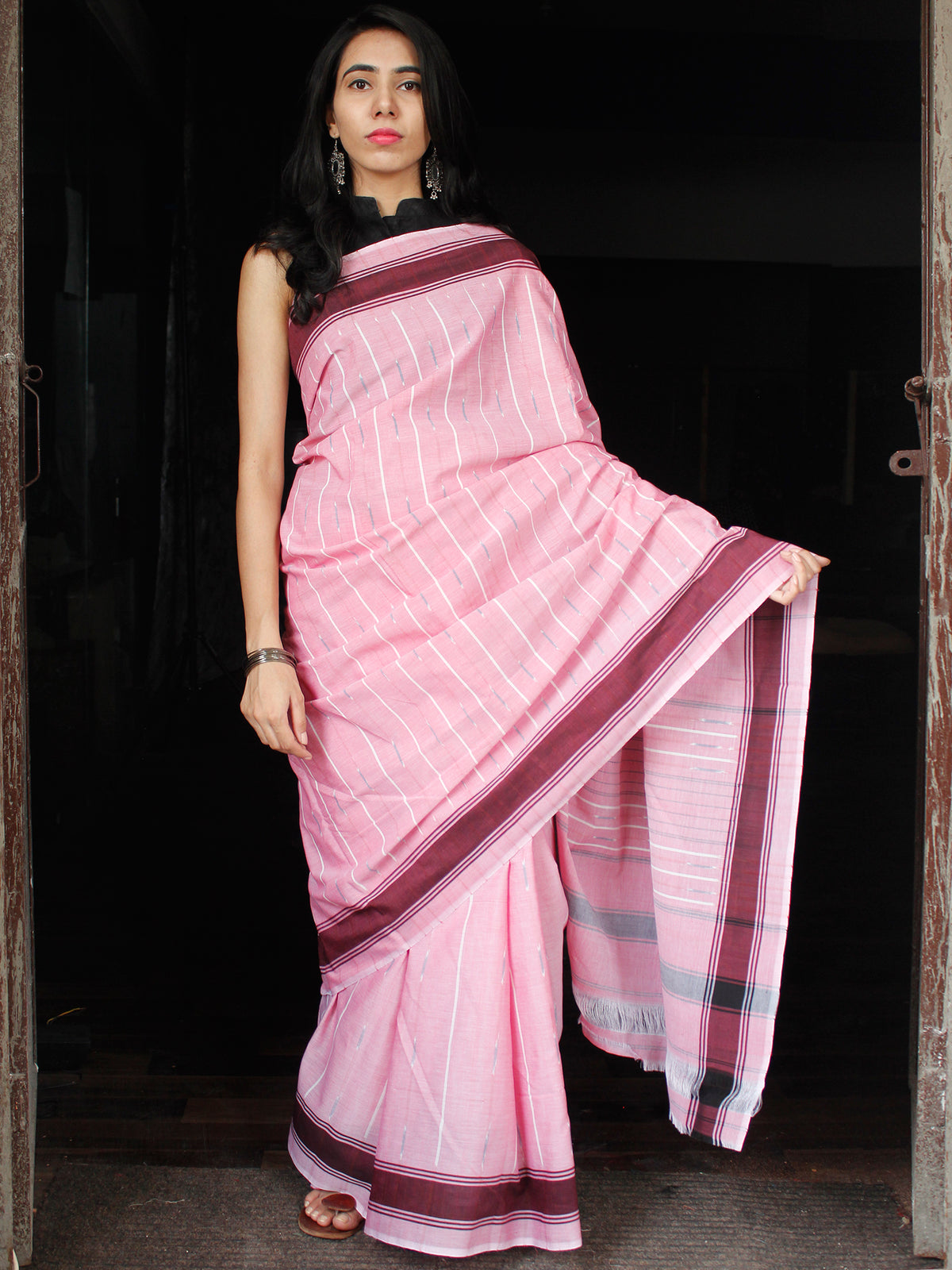 Baby Pink White Maroon Ikat Handwoven Cotton Saree With Ganga Jamuna Border - S031703645