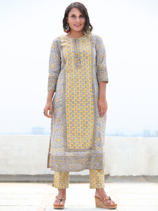 Jashn Ghazala - Set of Kurta Pants & Dupatta - KS76B2495D