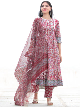 Nayab Saiz - Anakarli Kurta Pants & Kota Doria Dupatta - KS13A2569D