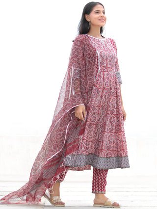 Nayab Saiz - Anakarli Kurta Pants & Kota Doria Dupatta - KS13A2569D