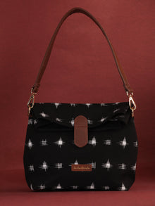 Black White Fold Over Ikat Hand Bag - B0504