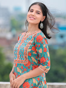 Nayab Ambar - Set of Kurta Salwar Pants & Kota Doria Dupatta - KS10A2570D
