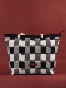 Black & White Ikat Tote Bag - B0806