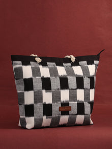 Black & White Ikat Tote Bag - B0806