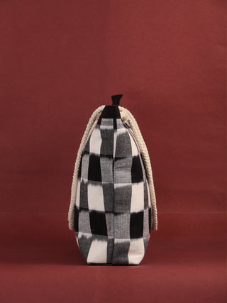 Black & White Ikat Tote Bag - B0806