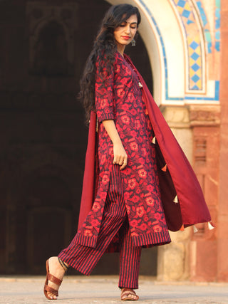 Garden Stripes - Block Printed Kurta Set With Dupatta - SS01F1938