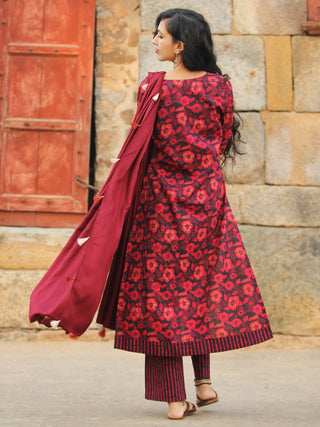 Garden Stripes - Block Printed Kurta Set With Dupatta - SS01F1938