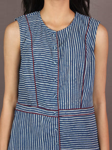 Indigo White Hand Block Printed Knee Length Cotton Dress With Maroon Piping - D0903601