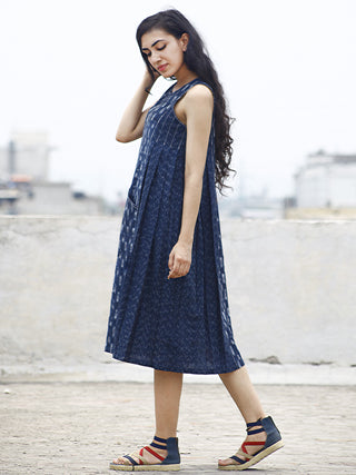 Oxford Blue Ivory Handwoven Ikat Knife Pleated Sleeveless Dress With Front Pockets-  D82F795