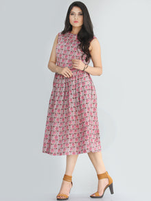 Gulinar - Block Printed Sleeveless Cotton Dress With Stand Collars and Knife Pleats- D72F1872