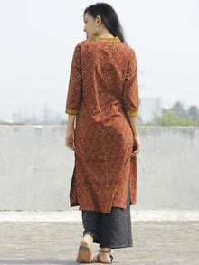 Maroon Olive Yellow Hand Block Printed Kurta With Stand Collar - K22F648