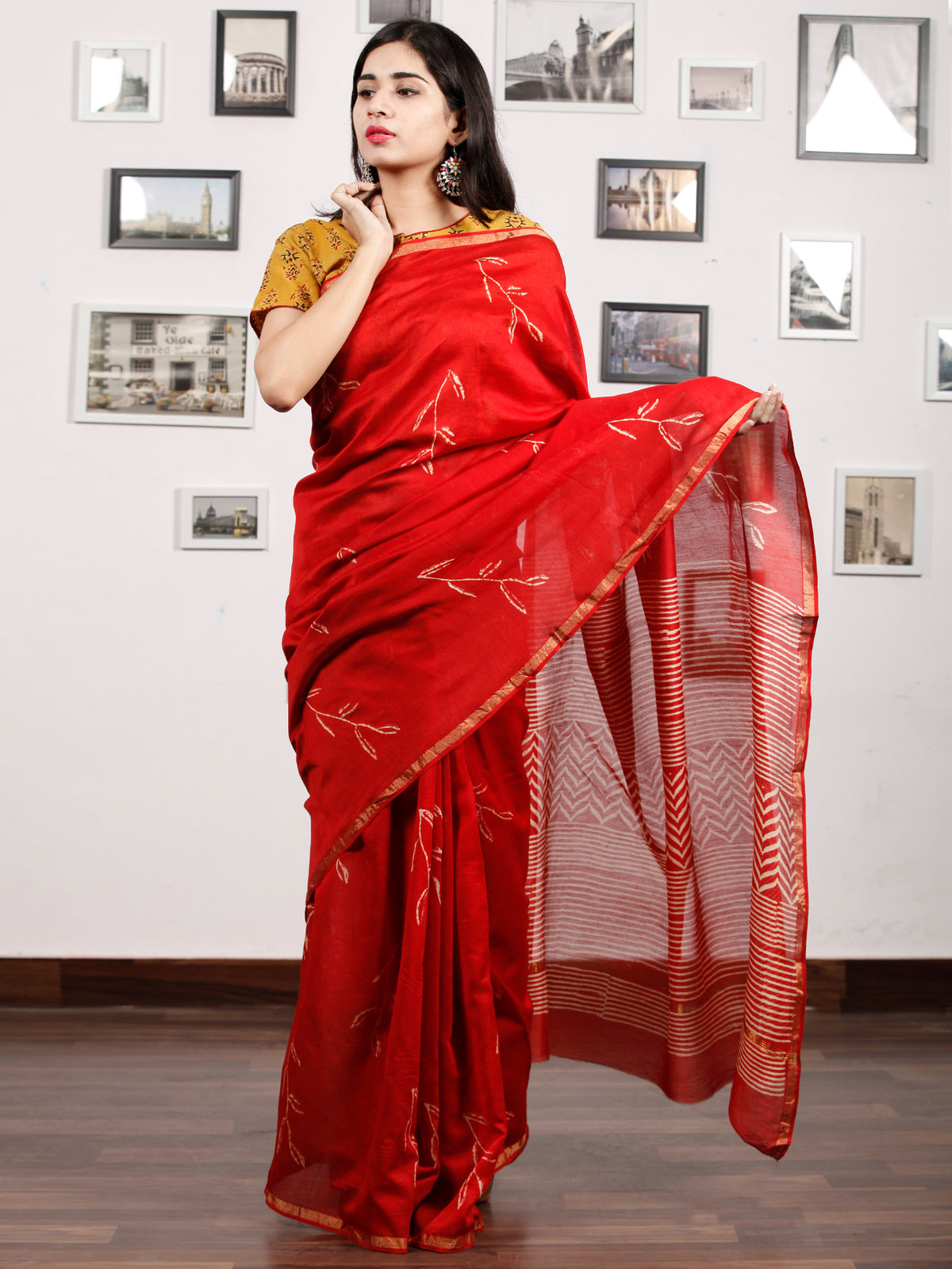 Red Ivory Chanderi Silk Hand Block Printed Saree With Zari Border - S031703185