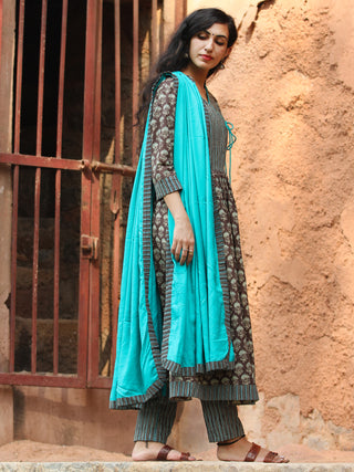 Ajrakh Guldasta - Angrakha Kurta Set With Dupatta - SS01F1869