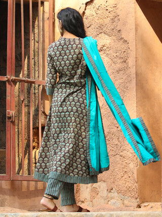 Ajrakh Guldasta - Angrakha Kurta Set With Dupatta - SS01F1869