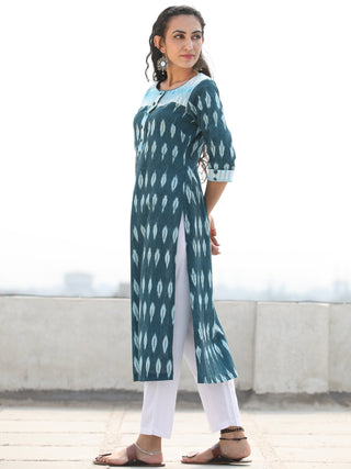 Tagai Samah- Set of Ikat Kurta & Pants  - KS126A2418
